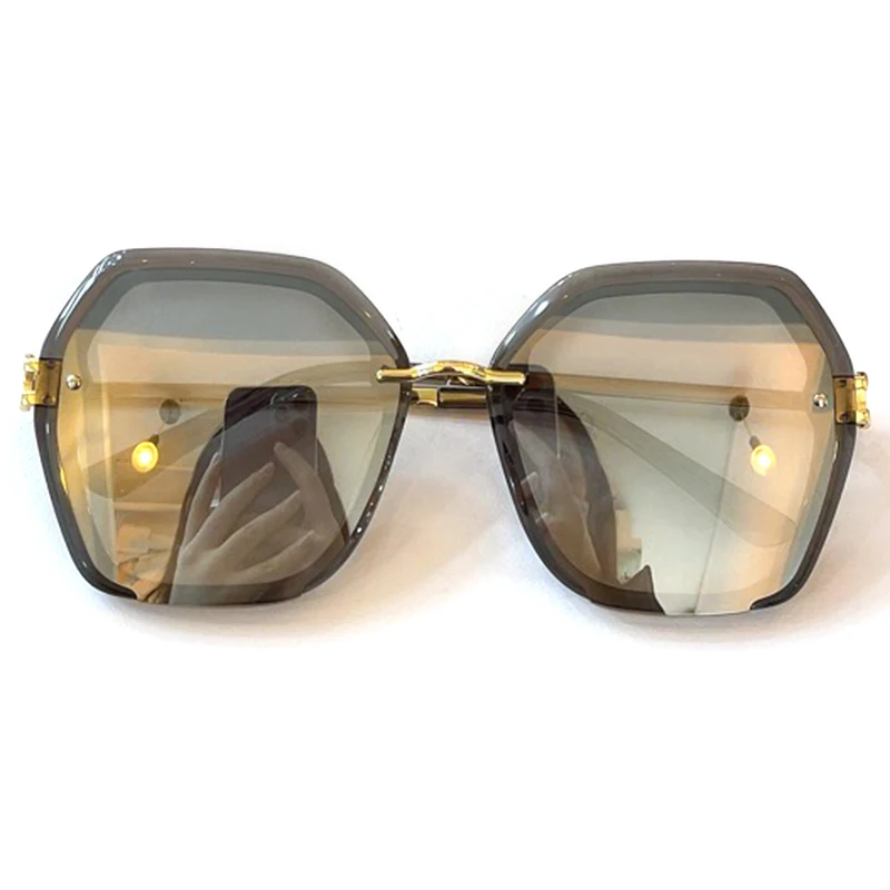 Vintage Sunglasses Women Gradient Square Alloy Spectacle Eyeglass Mirror Summer Sun Glasses UV400 Feminino De Sol
Vintage Sunglasses Women Gradient Square Alloy Spectacle Eyeglass Mirror Summer Sun Glasses UV400 Feminino De Sol