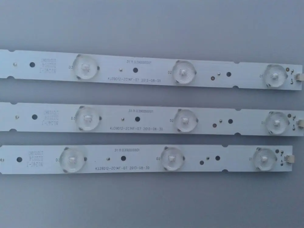 LED backlight strip bar 12 lamp for JAME SON 39" TV KJ39D12-ZC14F-07 KM0390L0AF46L JS-39100-ED TL401B
LED backlight strip bar 12 lamp for JAME SON 39" TV KJ39D12-ZC14F-07 KM0390L0AF46L JS-39100-ED TL401B