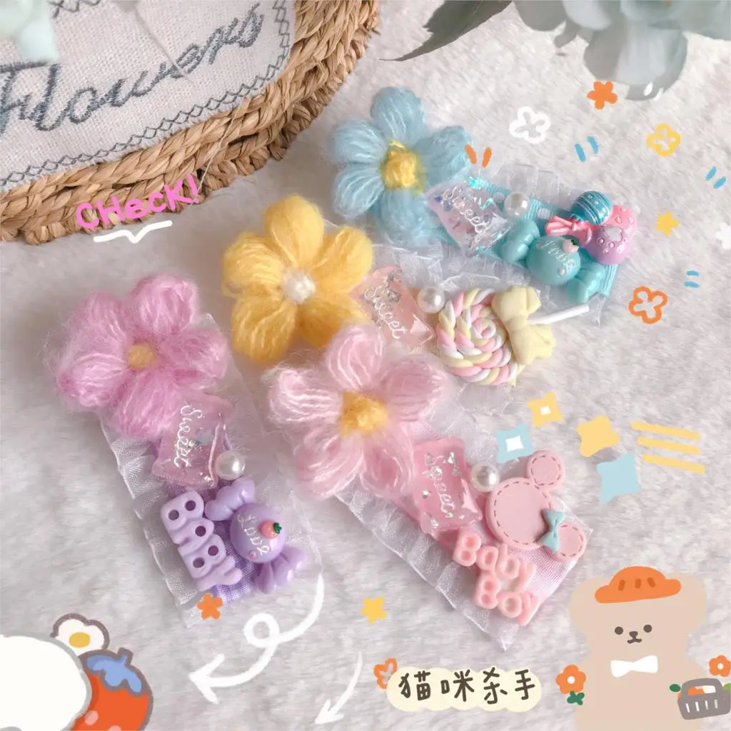 Costumes & Accessories
Costumes & Accessories