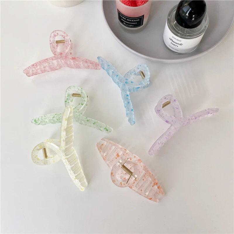 Women Hair Clip Acrylic Hairpins Cross Transparent Hair Crab Claws Girls Make UP Washing Tool Accessories Decoration
Women Hair Clip Acrylic Hairpins Cross Transparent Hair Crab Claws Girls Make UP Washing Tool Accessories Decoration
