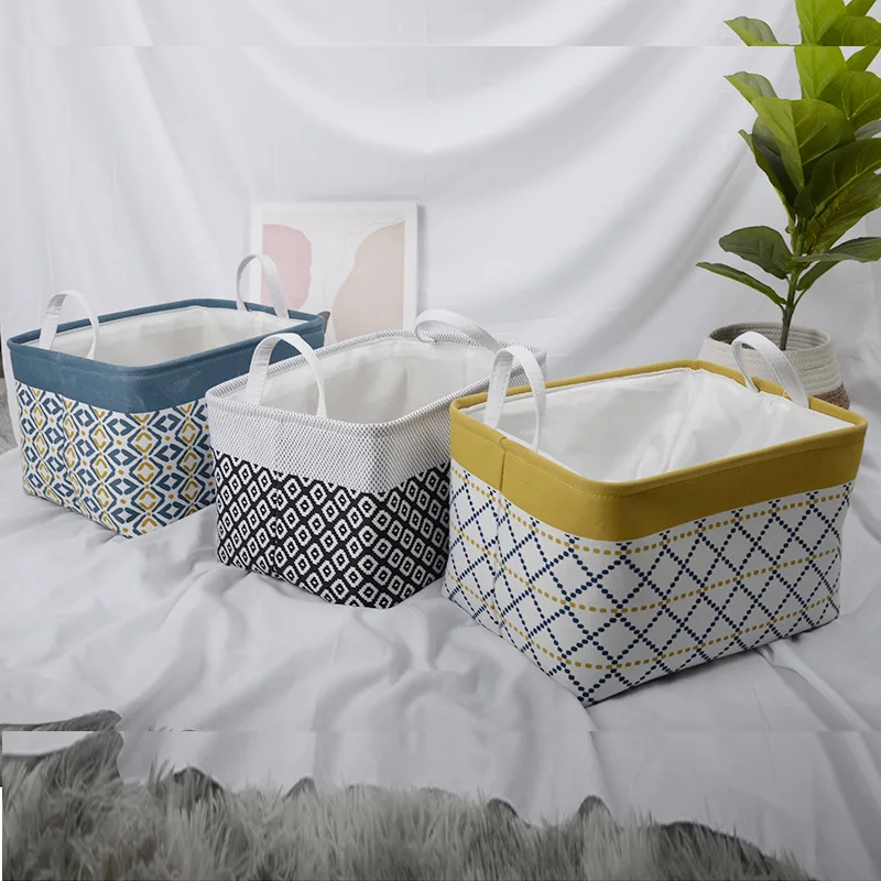Fabric storage basket Desktop debris storage basket underwear storage cotton and linen lattice portable storage baskets
Fabric storage basket Desktop debris storage basket underwear storage cotton and linen lattice portable storage baskets