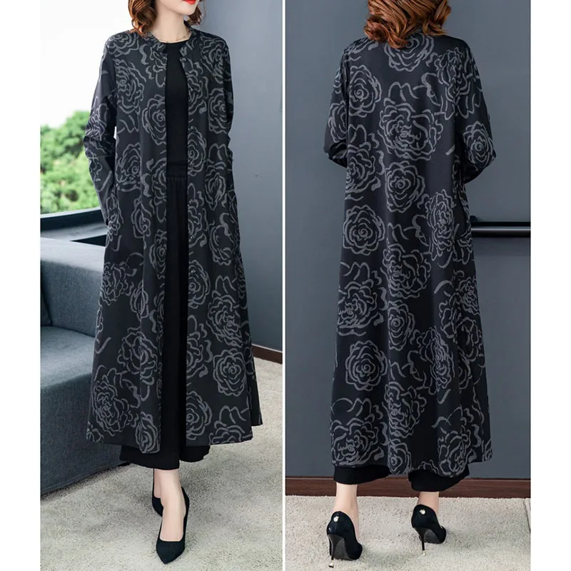 High end Windbreaker Women New 2020 Spring Autumn Long Trench Coat Fashion Slim Single-breasted print Coat Women's Overcoat 2204 
High end Windbreaker Women New 2020 Spring Autumn Long Trench Coat Fashion Slim Single-breasted print Coat Women's Overcoat 2204