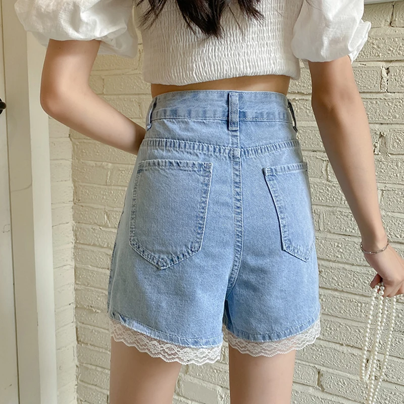 Fitaylor Summer Women Streetwear High Waist Beading Decoration Mini Jeans Lace Patchwork Retro Wide Leg Loose Blue Denim Shorts
Fitaylor Summer Women Streetwear High Waist Beading Decoration Mini Jeans Lace Patchwork Retro Wide Leg Loose Blue Denim Shorts
