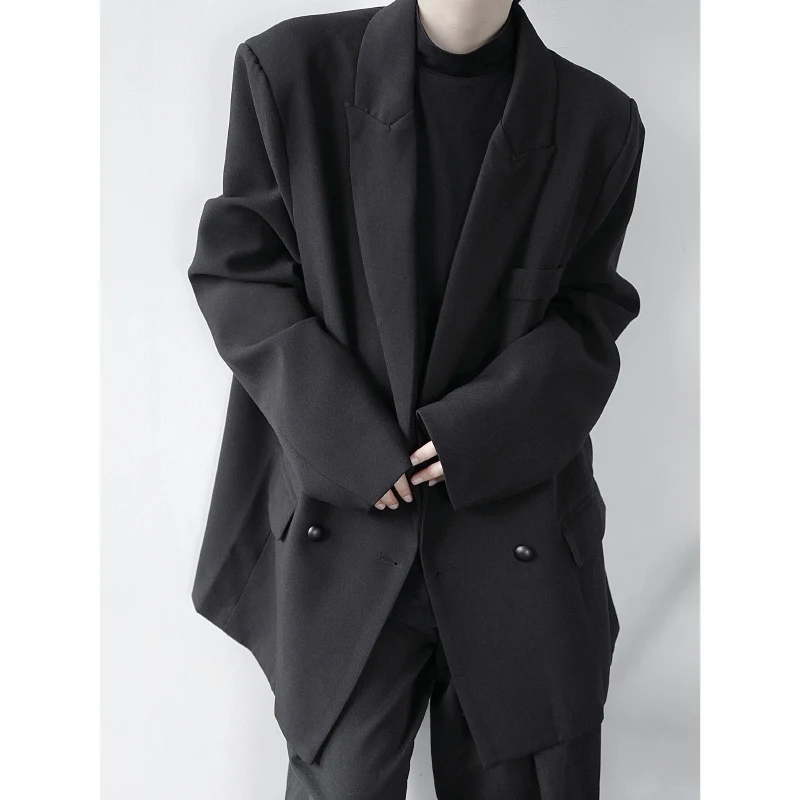 Male White Black Suit Coat Men's Fashion Casual Loose Retro Double Breasted Cool Suit Blazers Jacket Outerwear
Male White Black Suit Coat Men's Fashion Casual Loose Retro Double Breasted Cool Suit Blazers Jacket Outerwear