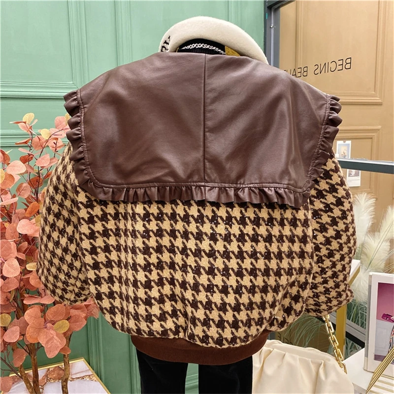 YOSIBCD Women 2021 Fashion Patchwork Ruffled Blouses Vintage Peter Pan Collar Long Sleeve Back Zipper Female Shirts Chic Tops
YOSIBCD Women 2021 Fashion Patchwork Ruffled Blouses Vintage Peter Pan Collar Long Sleeve Back Zipper Female Shirts Chic Tops