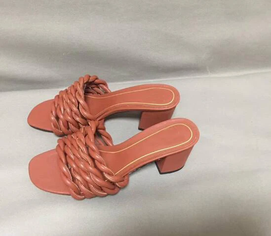 BONJEAN Fashion Leather Woven Slipper Summer Open Toe Thick Heels Female Shoes Sexy High Heel Slides Red Black White
BONJEAN Fashion Leather Woven Slipper Summer Open Toe Thick Heels Female Shoes Sexy High Heel Slides Red Black White