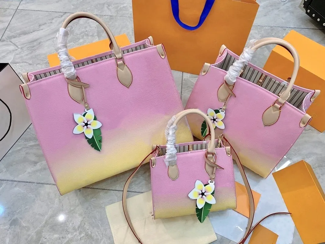 Vintage Print Wallets Gradient Lady Shoulder Shopping Bags Luxury Designer Handbags Totes Messenger Purses Women Crossbody Bag
Vintage Print Wallets Gradient Lady Shoulder Shopping Bags Luxury Designer Handbags Totes Messenger Purses Women Crossbody Bag