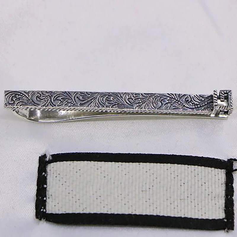 925 sterling silver tie clip, classic letter logo G square letter retro trend
925 sterling silver tie clip, classic letter logo G square letter retro trend
