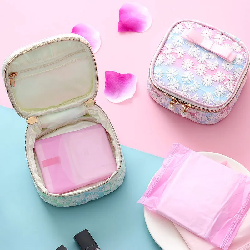 Japan and South Korea Travel Sanitary Napkin Storage Bag Cute Girl Heart Mesh Embroidery Sanitary Cotton Storage Bag
Japan and South Korea Travel Sanitary Napkin Storage Bag Cute Girl Heart Mesh Embroidery Sanitary Cotton Storage Bag