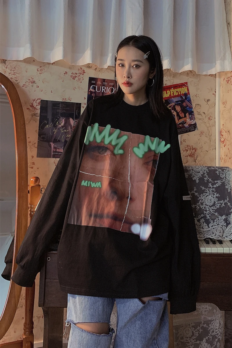 Street oversize loose long sleeve T-shirt women hip hop leisure ins men's and women's top trend tees
Street oversize loose long sleeve T-shirt women hip hop leisure ins men's and women's top trend tees