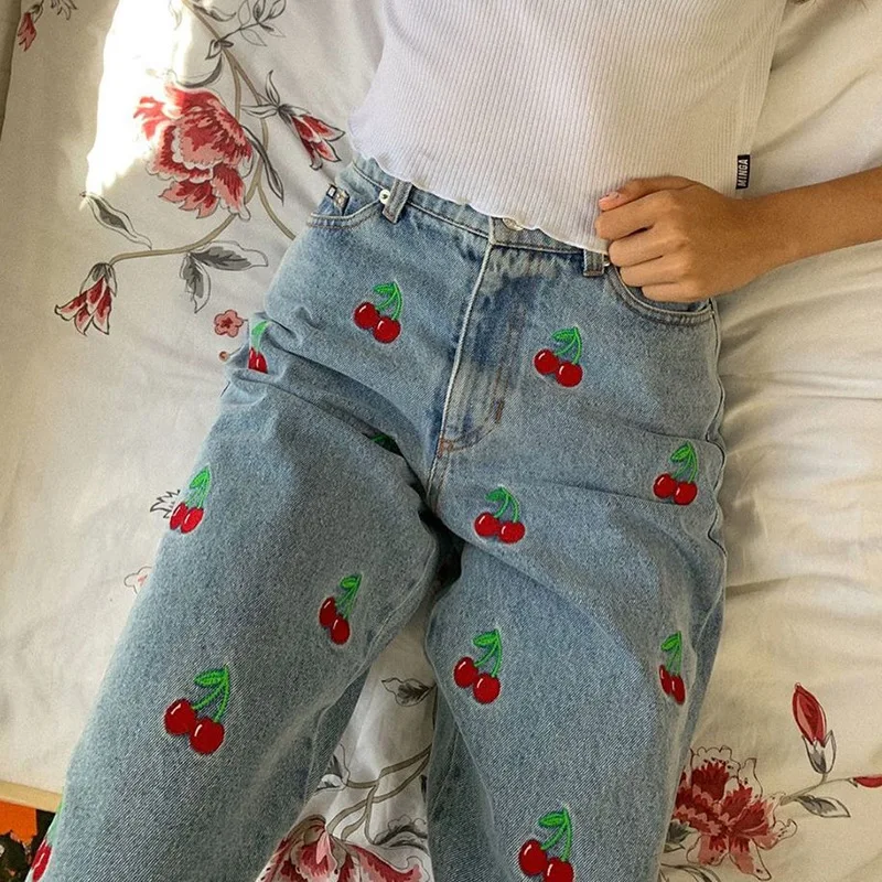 Women Jeans 2021 Autumn Fashion High Waist Cherry Embroidery Denim Pants Casual Light Blue Trousers
Women Jeans 2021 Autumn Fashion High Waist Cherry Embroidery Denim Pants Casual Light Blue Trousers