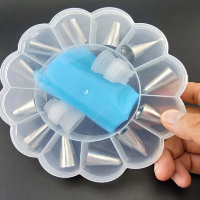 12PCS/Set Baking Tool Set Cake Squeezer DIY Cream Cake Decoration Nozzle Cream Scrapers Pastry Bag Converter Kitchen Tools
12PCS/Set Baking Tool Set Cake Squeezer DIY Cream Cake Decoration Nozzle Cream Scrapers Pastry Bag Converter Kitchen Tools