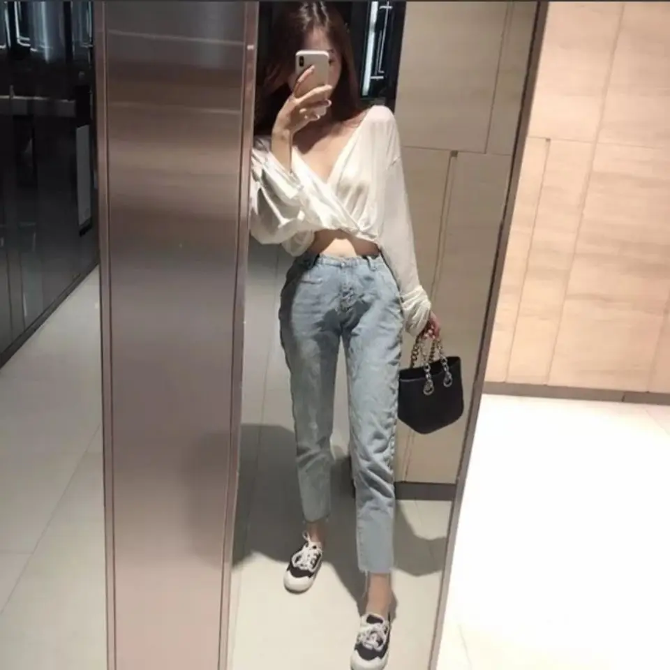 Watch out sexy new base coat big V-neck open back T-shirt long sleeve sunscreen shirt women's Hong Kong style top
Watch out sexy new base coat big V-neck open back T-shirt long sleeve sunscreen shirt women's Hong Kong style top