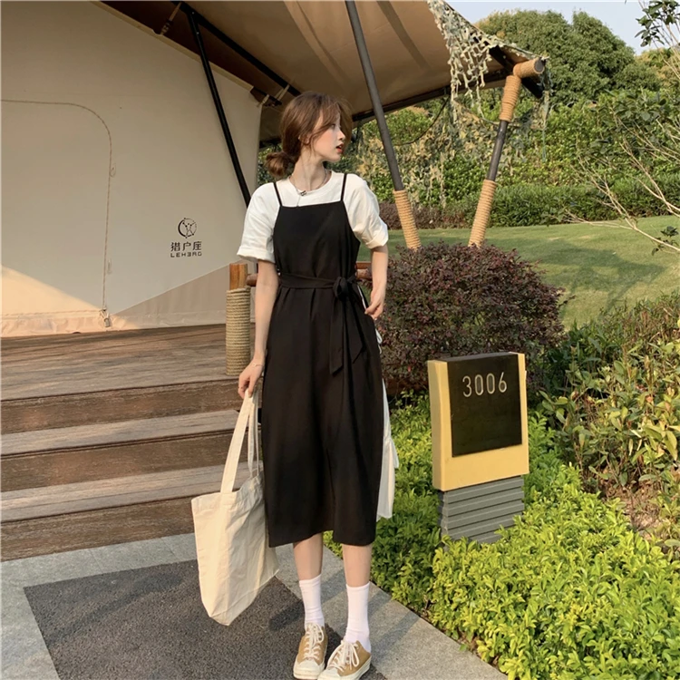 Bohemian Beach Summer Dress 2021 Women Casual Preppy Style Spaghetti Strap Black Patchwork Vintage Long dress Female (N0071)
Bohemian Beach Summer Dress 2021 Women Casual Preppy Style Spaghetti Strap Black Patchwork Vintage Long dress Female (N0071)
