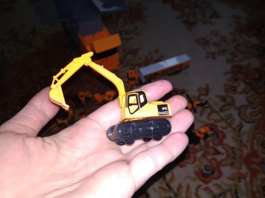 1 with 6 simulation engineering alloy car inertial sliding model toy transport container truck Vehicles Carrier Truck Boys Toy
1 with 6 simulation engineering alloy car inertial sliding model toy transport container truck Vehicles Carrier Truck Boys Toy