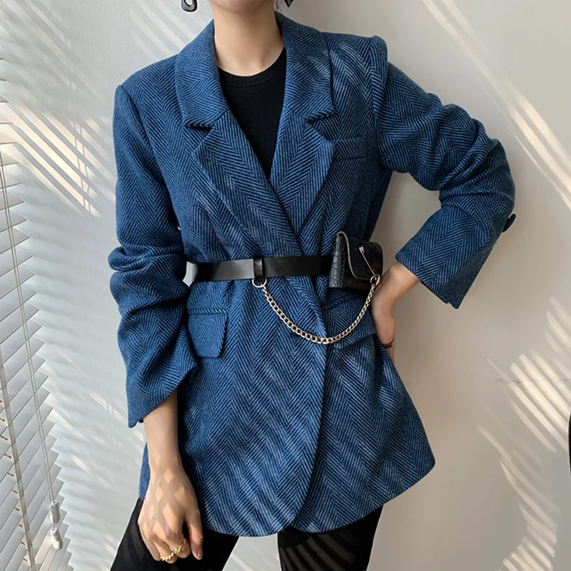 Elegant Thick Blue Herringbone Woolen Blazer Women Korean Vintage Suit Fashion Jacket Autumn Winter Clothes
Elegant Thick Blue Herringbone Woolen Blazer Women Korean Vintage Suit Fashion Jacket Autumn Winter Clothes