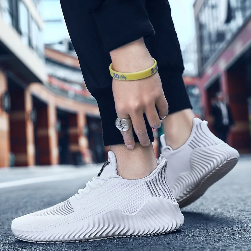 2020 new casual sports running men's shoes fashion mesh white shoes breathable lightweight large size student travel tennis shoe
2020 new casual sports running men's shoes fashion mesh white shoes breathable lightweight large size student travel tennis shoe