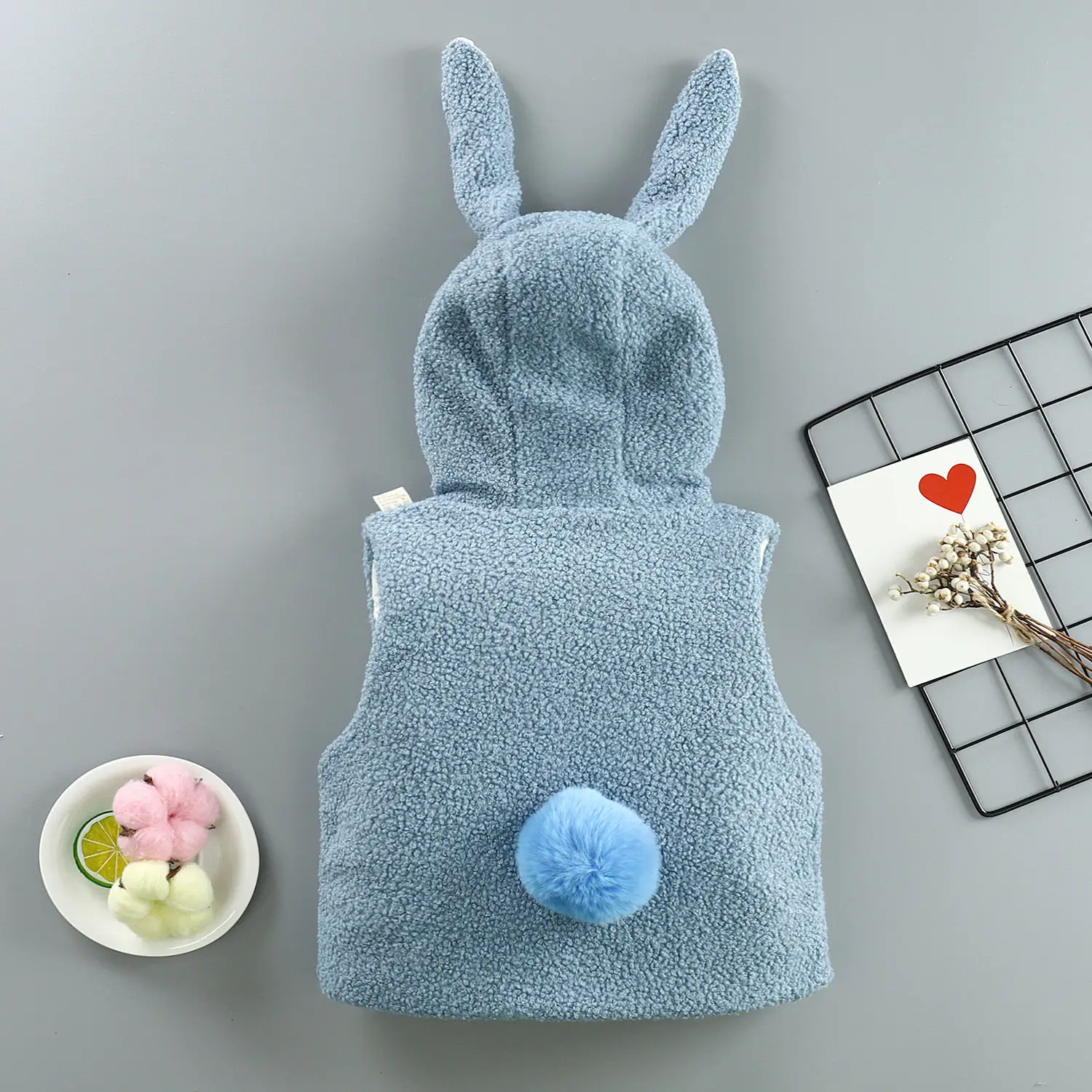 Baby girls vest for autumn and winter new children's vest outer wear thick quilted vest girls warm waistcoat Cartoon bunny
Baby girls vest for autumn and winter new children's vest outer wear thick quilted vest girls warm waistcoat Cartoon bunny