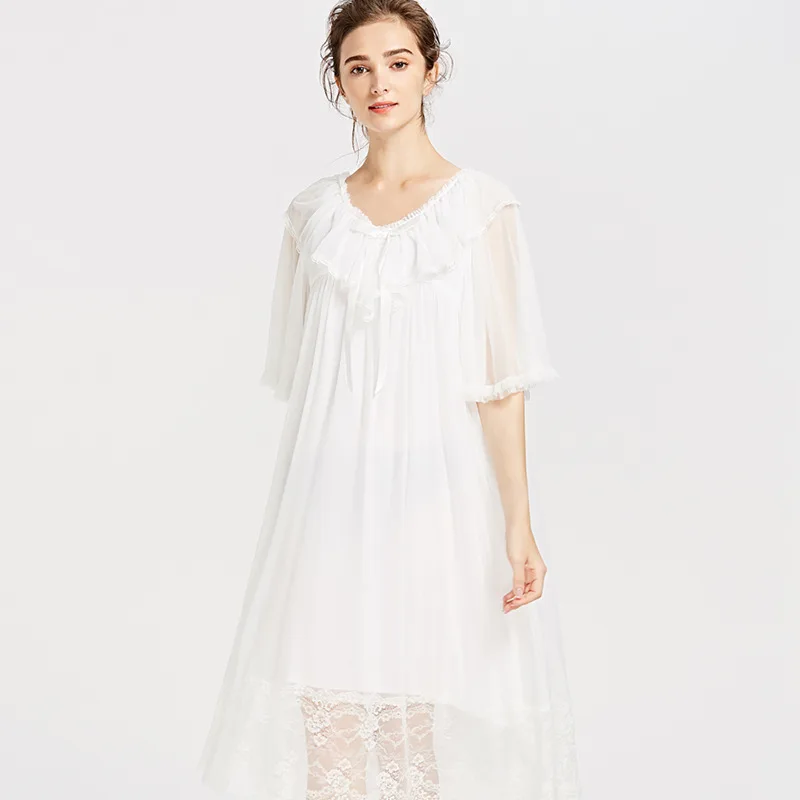 Women's Lolita White Princess Dress Sleepshirts Vintage Palace Style Multilayer Lace Mesh Nightgowns Nightdress Sleep Loungewear
Women's Lolita White Princess Dress Sleepshirts Vintage Palace Style Multilayer Lace Mesh Nightgowns Nightdress Sleep Loungewear