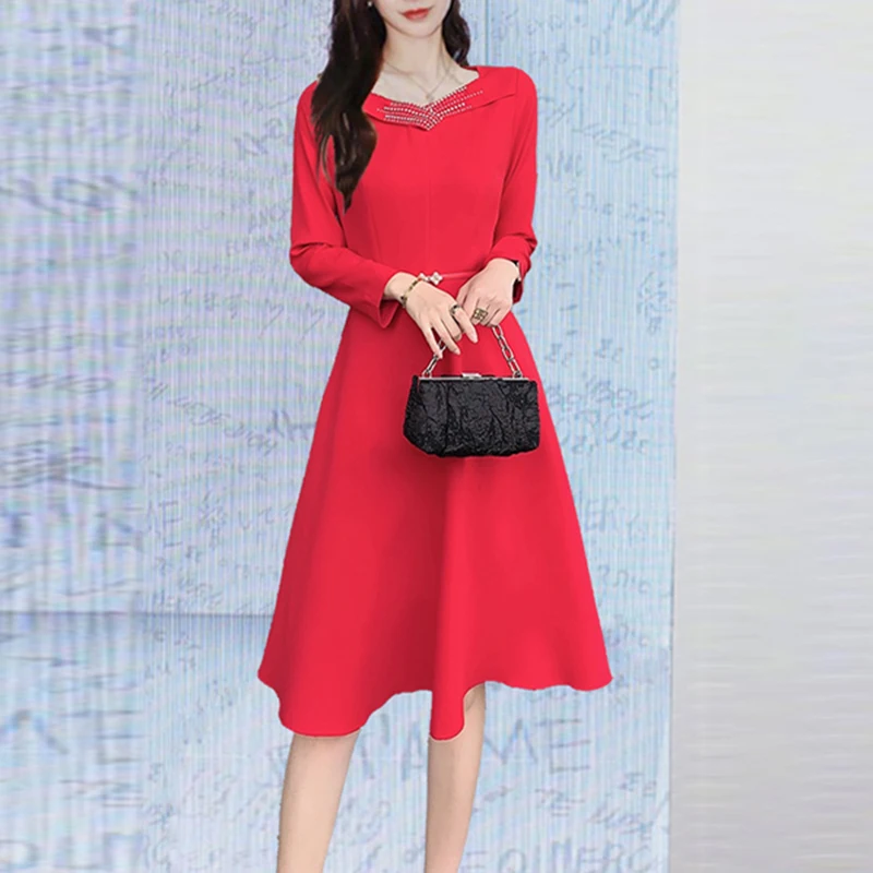 Fashion Runway 2022 Spring Dresses Women Black Red High Quality Beading Diamonds with Belt Full Dress
Fashion Runway 2022 Spring Dresses Women Black Red High Quality Beading Diamonds with Belt Full Dress