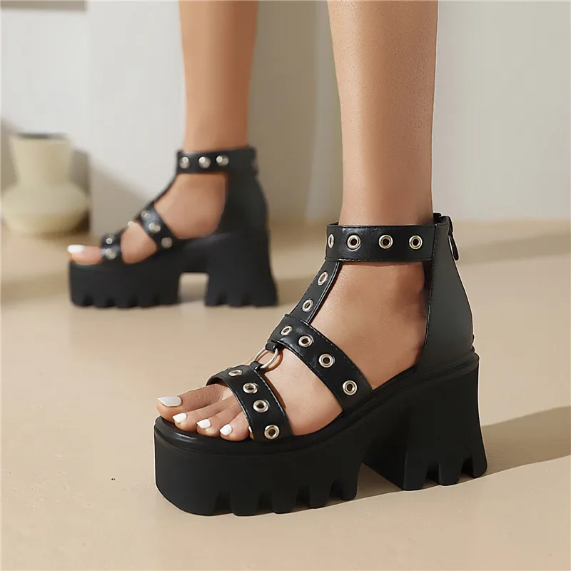 MORAZORA 2021 Newest Rome Shoes Women High Heels Platform Sandals European Style Rivet Summer Fashion Cool Punk Shoes Woman
MORAZORA 2021 Newest Rome Shoes Women High Heels Platform Sandals European Style Rivet Summer Fashion Cool Punk Shoes Woman