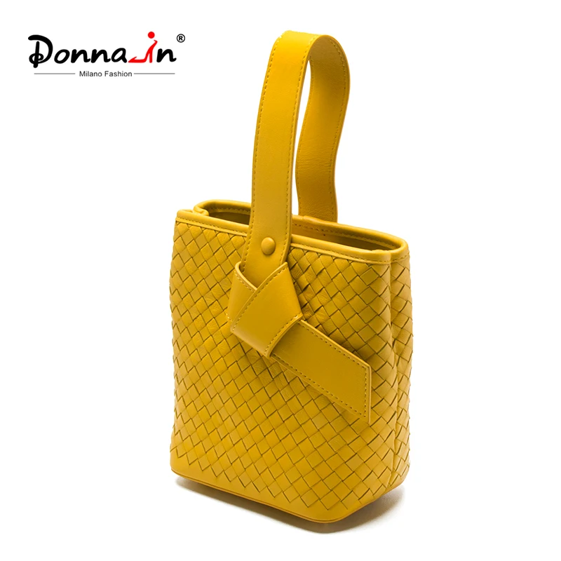 Donna-in New Natural Calf Leather Handmade Designer Bag Women Fashion Woven Handbag Lace-up Solid Bag Female Luxury Brands 2021
Donna-in New Natural Calf Leather Handmade Designer Bag Women Fashion Woven Handbag Lace-up Solid Bag Female Luxury Brands 2021