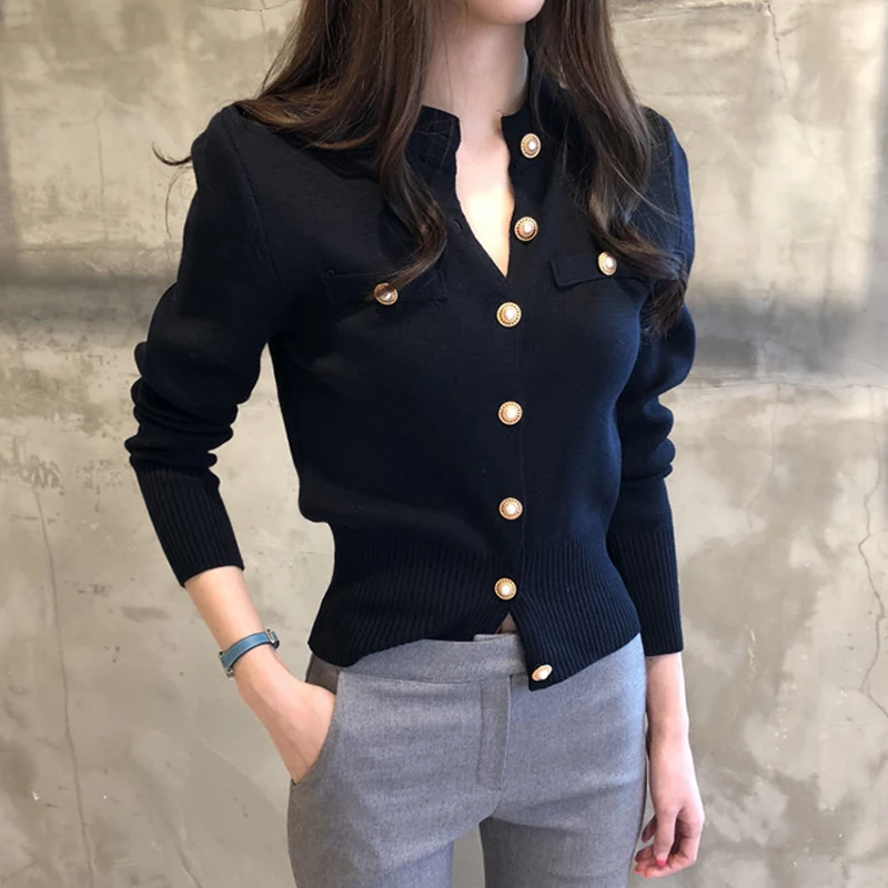 Tight Knit Cardigan Women's Short Thin Slim Spring and Autumn New Sweater Retro Long Sleeve front buttons Jackets Tops
Tight Knit Cardigan Women's Short Thin Slim Spring and Autumn New Sweater Retro Long Sleeve front buttons Jackets Tops