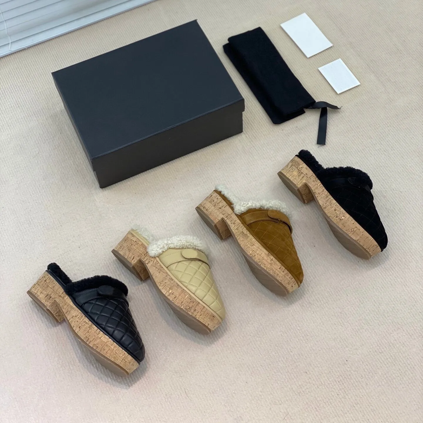 Женские зимние Шлепанцы из натуральной кожи, Размеры 35-41 
Женские зимние Шлепанцы из натуральной кожи, Размеры 35-41