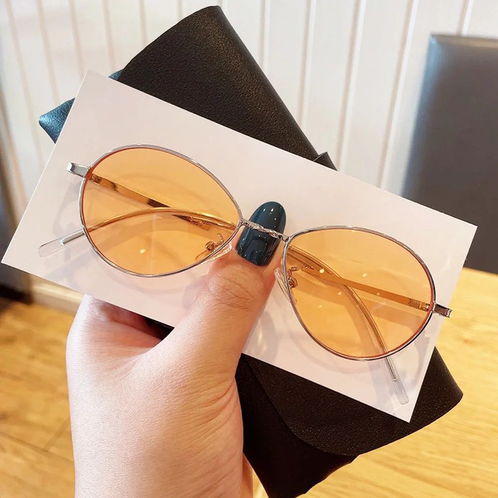 Shades For Women Vintage Famous Brand Designer Oval Sunglasses Trending Sun Glasses 90s Fashion Eyewear Okulary Przeciwsloneczne
Shades For Women Vintage Famous Brand Designer Oval Sunglasses Trending Sun Glasses 90s Fashion Eyewear Okulary Przeciwsloneczne