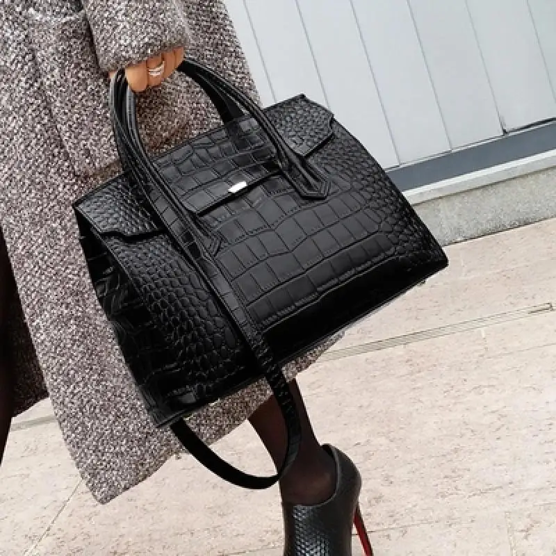 Crocodile Pattern Women Shoulder Bag Large Capacity Women Handbags Casual Solid Women's Bag Top-handle Lady Hand Bag Big Shopper
Crocodile Pattern Women Shoulder Bag Large Capacity Women Handbags Casual Solid Women's Bag Top-handle Lady Hand Bag Big Shopper