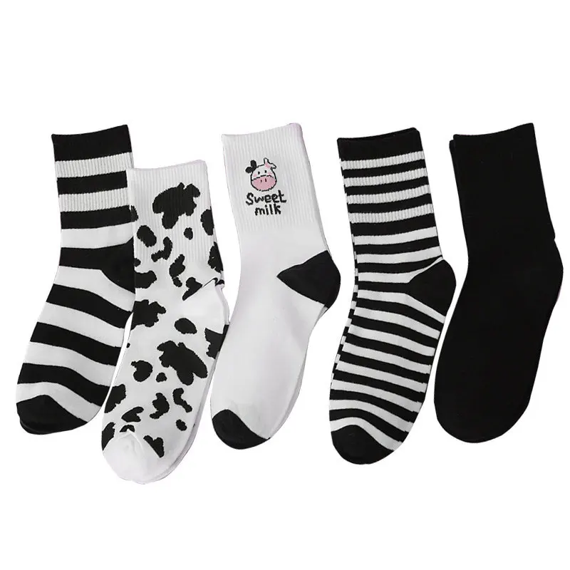 1 Pair Women Retro Cartoon Black And White Cow Striped Middle Tube Socks Black Versatile Sports Female Socks
1 Pair Women Retro Cartoon Black And White Cow Striped Middle Tube Socks Black Versatile Sports Female Socks