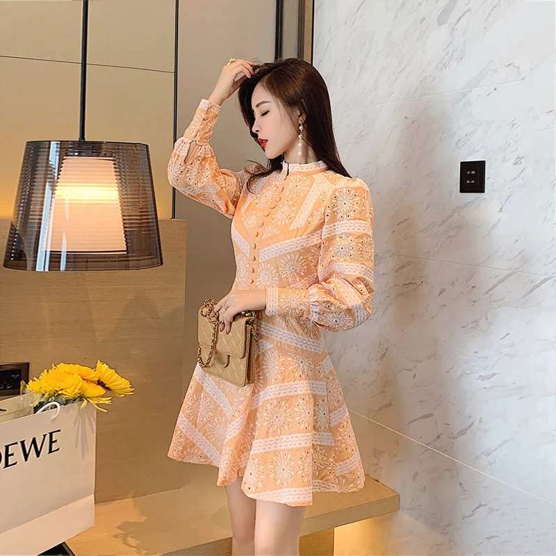 SISPELL Lantern Long Sleeve For Female Dress Stand Collar High Waist Slimming Hit Color Hollow Out Women's Dress Fashion Tide
SISPELL Lantern Long Sleeve For Female Dress Stand Collar High Waist Slimming Hit Color Hollow Out Women's Dress Fashion Tide