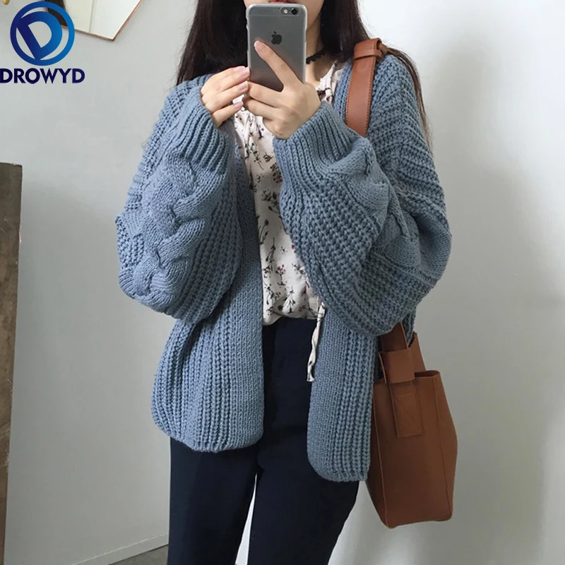 2021 Autumn and Winter Korean Style Retro Thick Needle Twist Knit Sweater Cardigan Top Women's Trend Single-breasted Jacket Top
2021 Autumn and Winter Korean Style Retro Thick Needle Twist Knit Sweater Cardigan Top Women's Trend Single-breasted Jacket Top