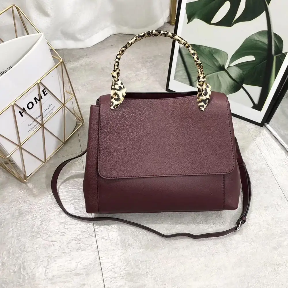 free shipping 2020 the new style fashion special genuine cow leather women handbag one shoulder bag crossbody bag 33cm5color
free shipping 2020 the new style fashion special genuine cow leather women handbag one shoulder bag crossbody bag 33cm5color