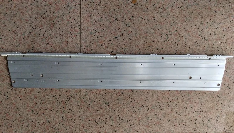 New 2 Pieces*80 LEDs 696MM LED strip 55" V6 Edge FHD-1 Rev1.0 1 R L type for 3660L-0376A 55LW5500 LC550EUN(SD)(F1) LED55T36X3D
New 2 Pieces*80 LEDs 696MM LED strip 55" V6 Edge FHD-1 Rev1.0 1 R L type for 3660L-0376A 55LW5500 LC550EUN(SD)(F1) LED55T36X3D
