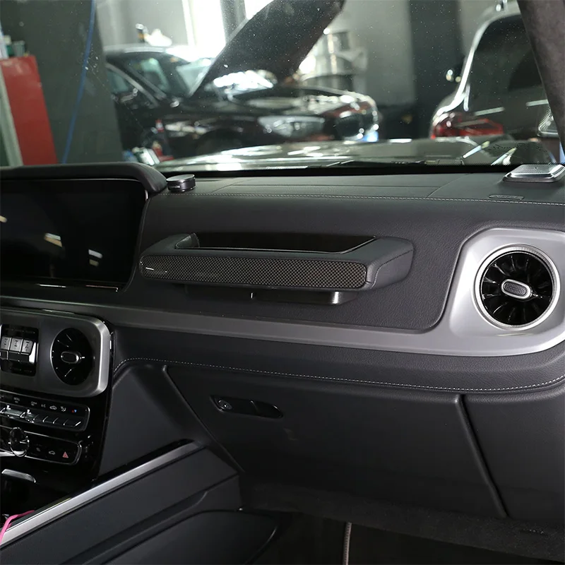 For Mercedes Benz G Class w464 Copilot Storage box w463A G350 G500 G63 G65 Driving Storage box 2019-2020 Interior accessories
For Mercedes Benz G Class w464 Copilot Storage box w463A G350 G500 G63 G65 Driving Storage box 2019-2020 Interior accessories