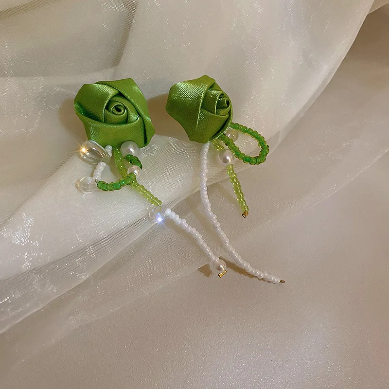 LOVOACC Vintage Green Color Ribbon Cartoon Floral Pendant Earrings for Women Long Crystal Beaded Tassel Earrings Oorbellen
LOVOACC Vintage Green Color Ribbon Cartoon Floral Pendant Earrings for Women Long Crystal Beaded Tassel Earrings Oorbellen
