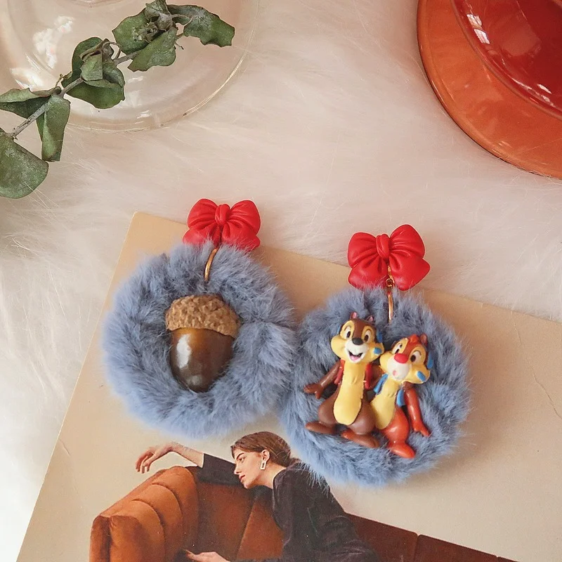 Chip 'n' Dale Disney Anime Accessories Women Fashion Earrings Acorn Resin Chip Dale Red Bow Hairy Ear Pendants Cosplay
Chip 'n' Dale Disney Anime Accessories Women Fashion Earrings Acorn Resin Chip Dale Red Bow Hairy Ear Pendants Cosplay