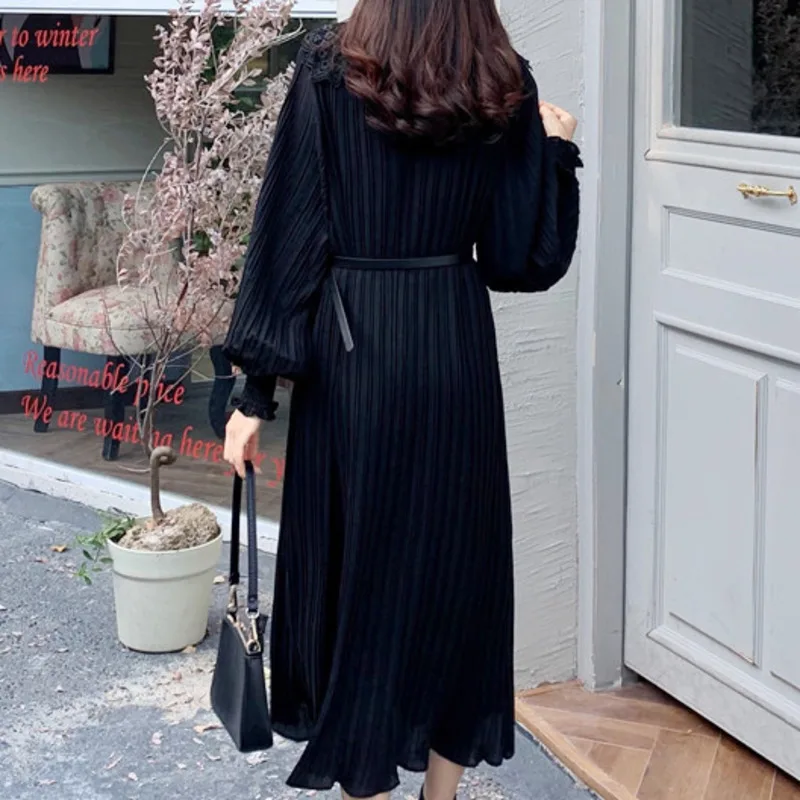 Dresses Women 2021 Spring Autumn New Office Lady Solid Lace High Waist Stand Collar Midi Robe Korean Chic Wild Fashion Vestidos
Dresses Women 2021 Spring Autumn New Office Lady Solid Lace High Waist Stand Collar Midi Robe Korean Chic Wild Fashion Vestidos