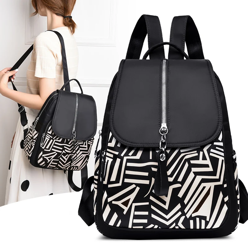 Alphabet Pattern Backpack for Women Wear-resistant Oxford Cloth Shoulder Bookbag Casual Lady College Style All-match Mochila Sac
Alphabet Pattern Backpack for Women Wear-resistant Oxford Cloth Shoulder Bookbag Casual Lady College Style All-match Mochila Sac