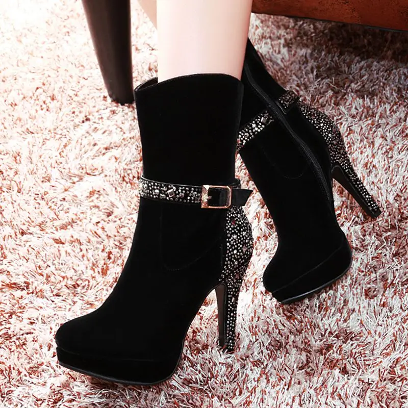 Big Size 33-41 for Women Sexy High Heels Warm Short Boots Autumn Winter Shoes Pointed Toe Platform Knight Martin Boots
Big Size 33-41 for Women Sexy High Heels Warm Short Boots Autumn Winter Shoes Pointed Toe Platform Knight Martin Boots
