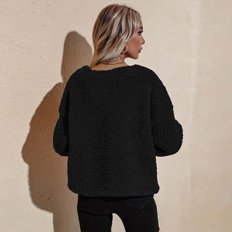 2021 New Women Casual Coat Winter Fashion V-Neck Button Jacket Ladies Solid Coat Teddy Plush Fluffy Jacket Cashmere Girls Coats
2021 New Women Casual Coat Winter Fashion V-Neck Button Jacket Ladies Solid Coat Teddy Plush Fluffy Jacket Cashmere Girls Coats