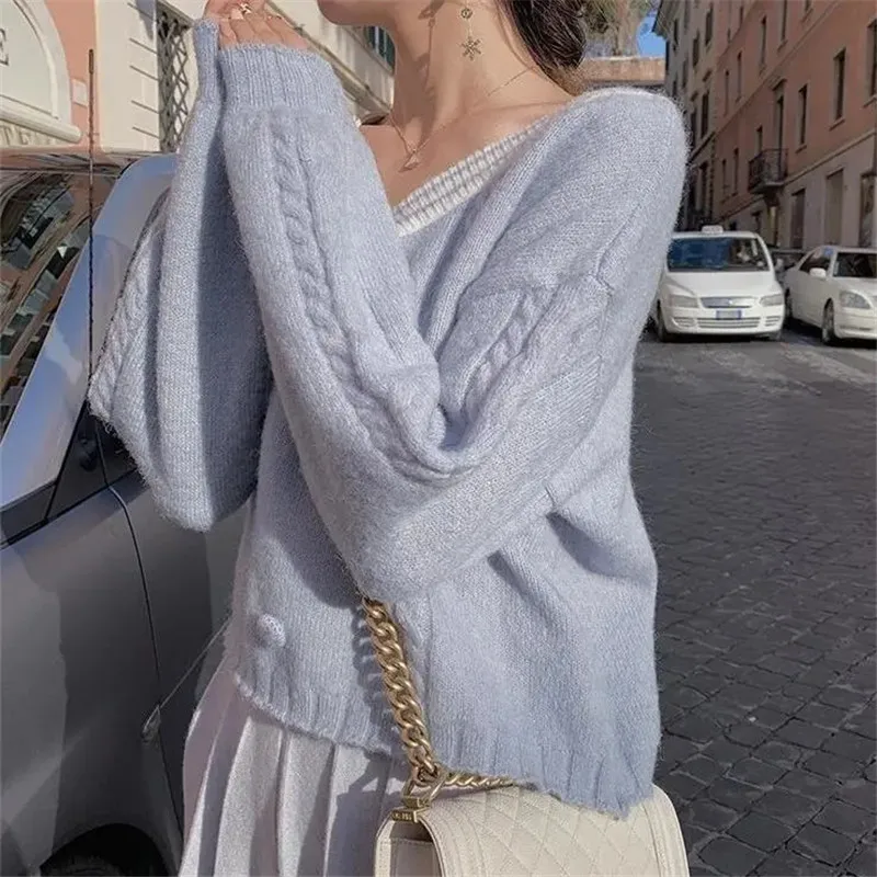Women Striped V Neck Full Sleeve Knitted Sweater Pullovers Autumn Spring Korean Style Loose Tops Female Buttons Casual Knitwear
Women Striped V Neck Full Sleeve Knitted Sweater Pullovers Autumn Spring Korean Style Loose Tops Female Buttons Casual Knitwear