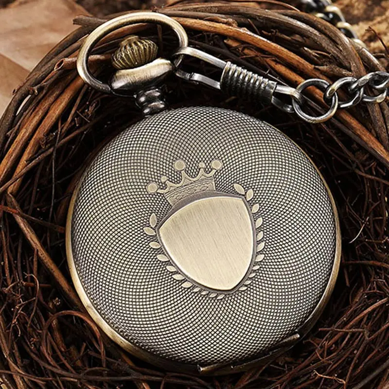 Luxury Pocket Watch Black Gold Bronze Laser Engraved Roman Numeral Numbers Quartz Fob Chain Watches Men Antique Pendent Reloj
Luxury Pocket Watch Black Gold Bronze Laser Engraved Roman Numeral Numbers Quartz Fob Chain Watches Men Antique Pendent Reloj