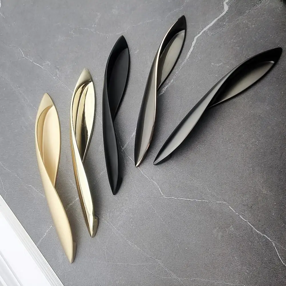 Hot Sales Furniture Handle Fashion Anti-rust Sturdy Elegant Cabinet Drawer Handle Cupboard Knob for Home
Hot Sales Furniture Handle Fashion Anti-rust Sturdy Elegant Cabinet Drawer Handle Cupboard Knob for Home