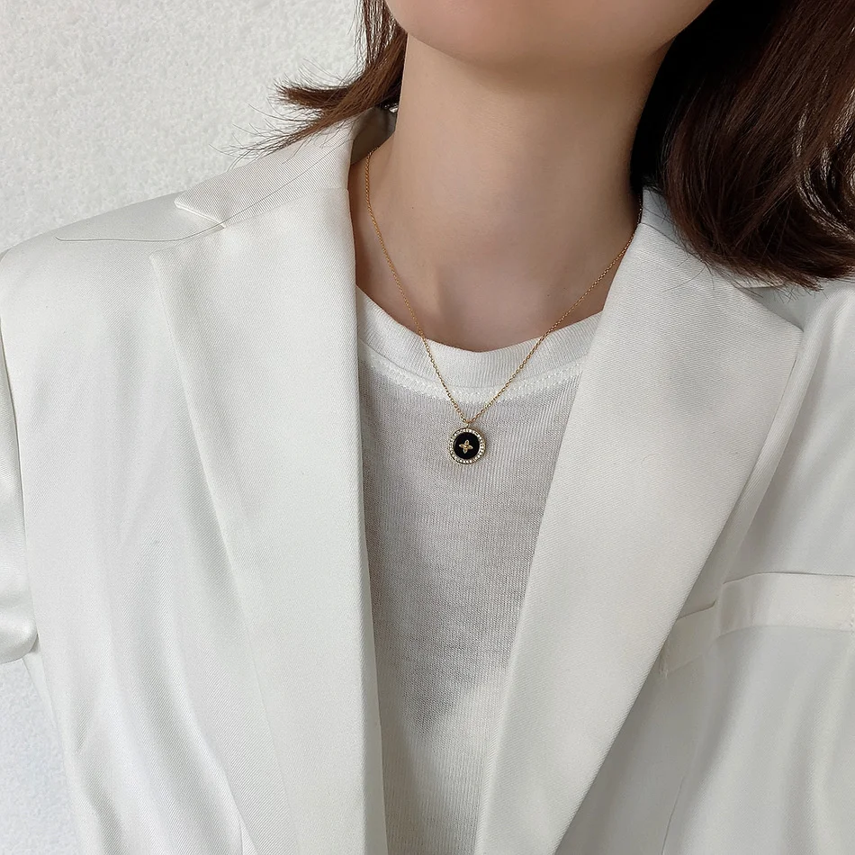 Jewelry 925 Sterling Silver Gold Style Black Agate Medium Long Chain Women's Simple Niche Net Red Necklace
Jewelry 925 Sterling Silver Gold Style Black Agate Medium Long Chain Women's Simple Niche Net Red Necklace