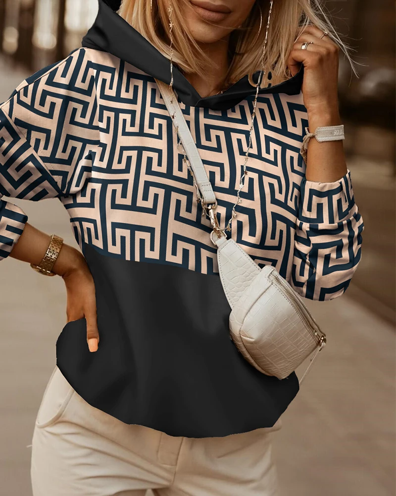 Ladies Long Sleeve Hoodie Top Fall Fashion Color Matching 2021 New Loose Sweater Casual Sweatshirt
Ladies Long Sleeve Hoodie Top Fall Fashion Color Matching 2021 New Loose Sweater Casual Sweatshirt