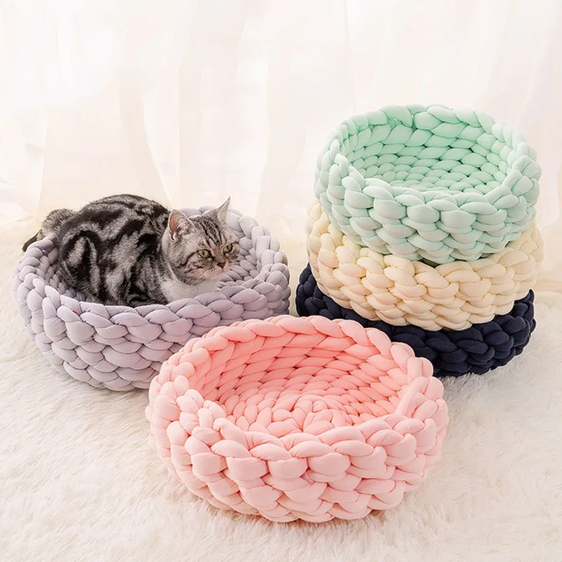 Woven Pet Cat Bed Mats Nest Warm Soft Handmade Knit Puppy House Kitten Basket Sleeping Nest Cave for Small Dogs Cats Supplies
Woven Pet Cat Bed Mats Nest Warm Soft Handmade Knit Puppy House Kitten Basket Sleeping Nest Cave for Small Dogs Cats Supplies