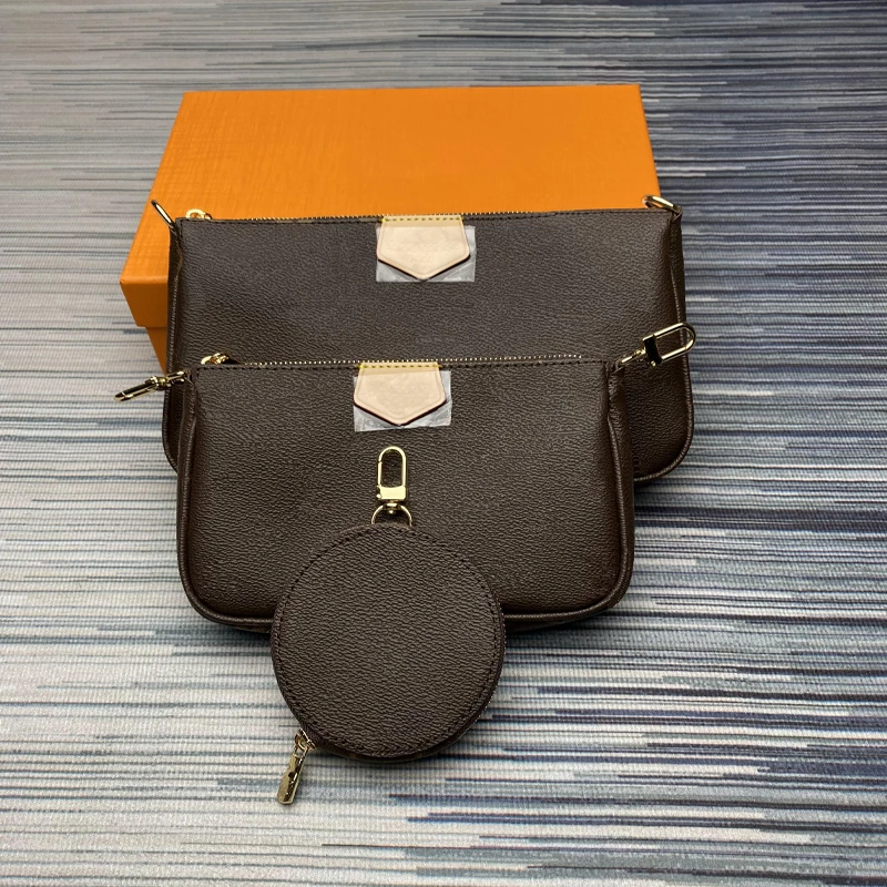 Top luxury women's leather three in one multifunctional single shoulder metal chain bag
Top luxury women's leather three in one multifunctional single shoulder metal chain bag