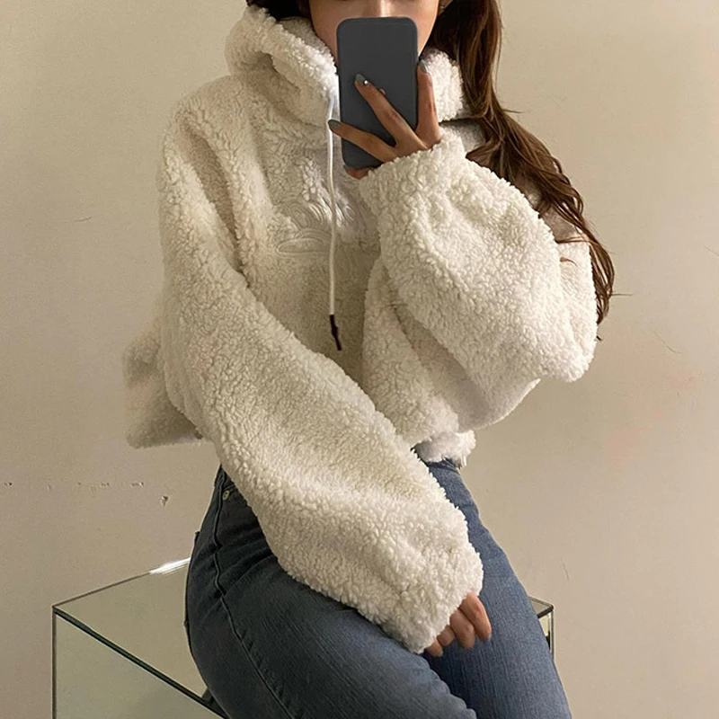Autumn Warm Faux Lamb Fur Oversized Hoodie Black White Women Fleece Sweatershirt Crop Top Loose Pullover Cute Hairy Sweat Femme
Autumn Warm Faux Lamb Fur Oversized Hoodie Black White Women Fleece Sweatershirt Crop Top Loose Pullover Cute Hairy Sweat Femme